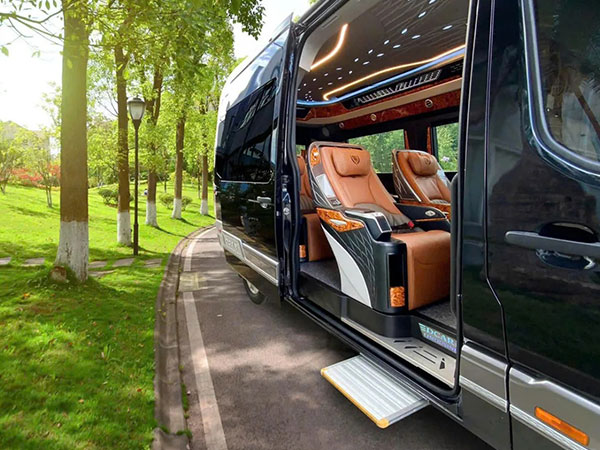 Seamless Halong Bay Travel 2026: Airport Transfers & Cat Ba Bus Guide